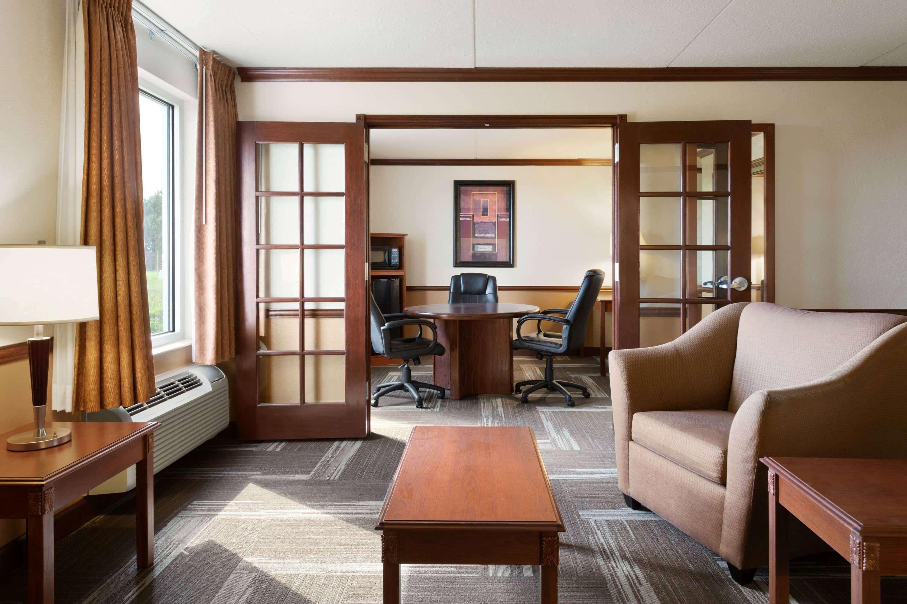 Hotel Baymont By Wyndham Mandan Bismarck Area Zewnętrze zdjęcie